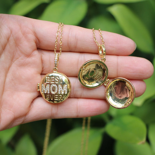 Mother's Day Picture insert Round Diamond Pendant Necklace